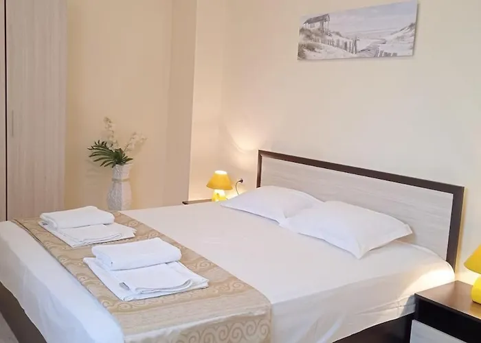 Apartment в непосредствена близост до плажа Iii